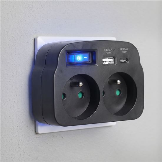 Solight rozbočka 2 x 16A, USB A+C rychlonabíječka 20W PD, černá, vypínač